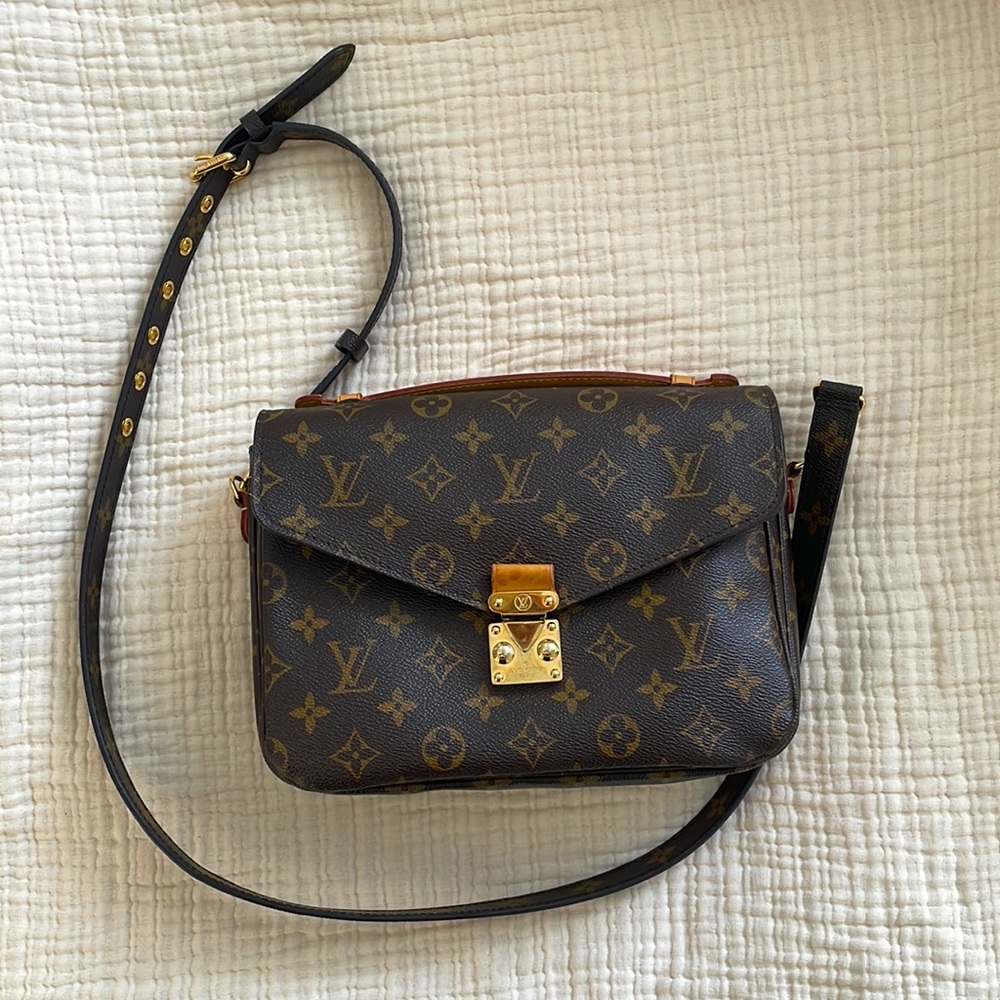 COPY - Louis Vuitton pochette metis
